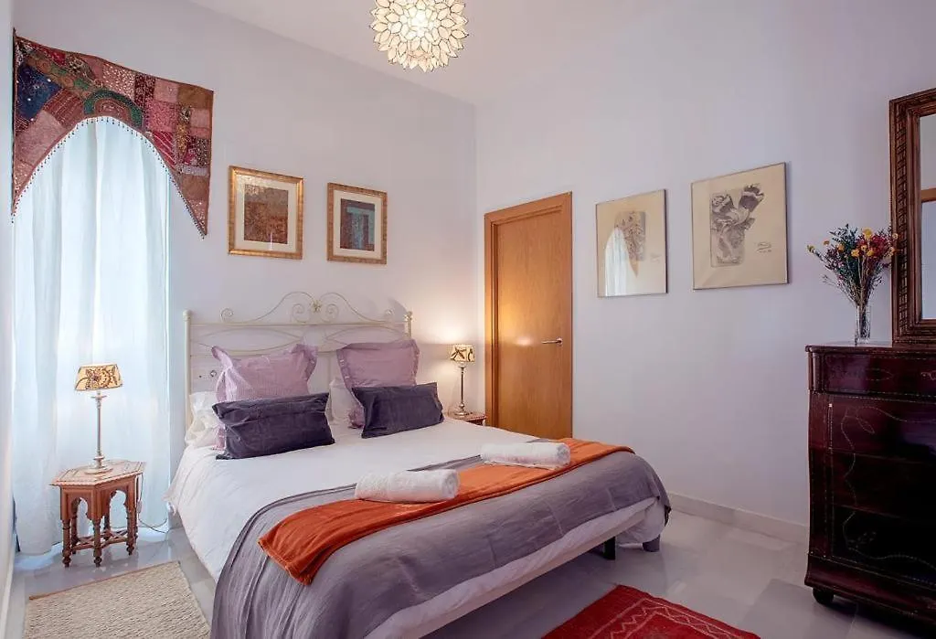Vidrio Sevilla Deluxe Apartment 0*, Seville Spain